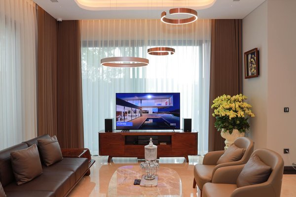 What Are the Key Challenges Facing the UK in the Post-Brexit Era?